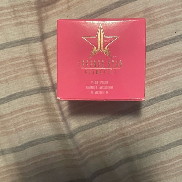Jeffree Star Velour Lip Scrub - Picture 2 of 2